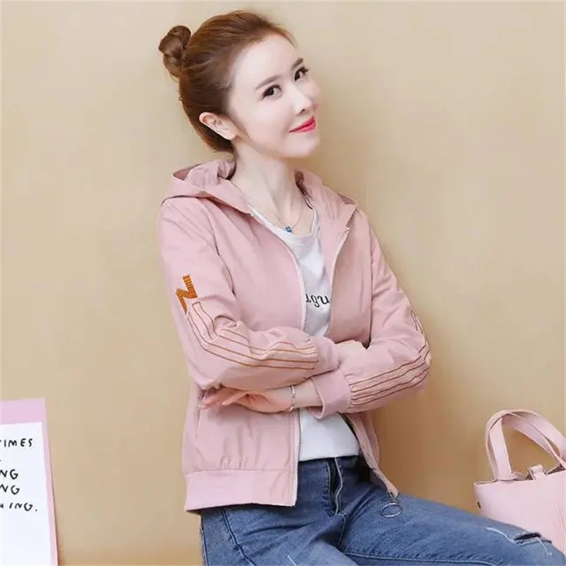 Women's Jacket 2024 New Autumn Windbreaker Famale Long Sleeve Hooded Short Coat Zipper Casual Loose Basic Jacket Outerwear